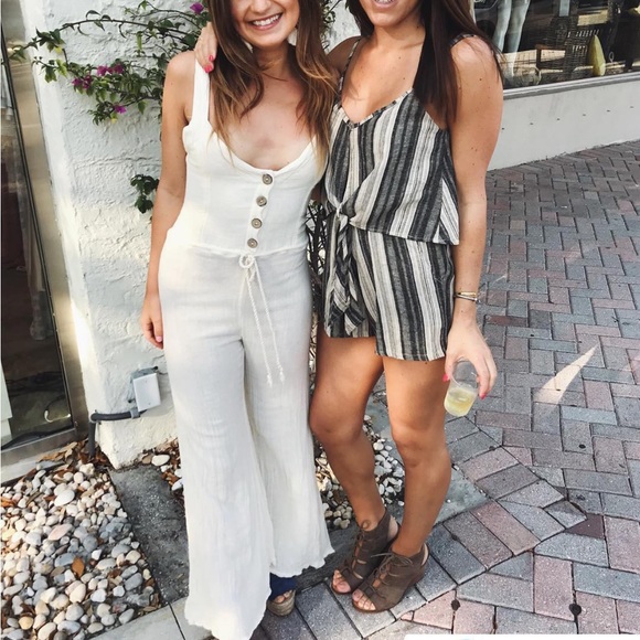 Giant Daisy Jumpsuit by Jen’s Pirate Booty - Picture 13 of 15